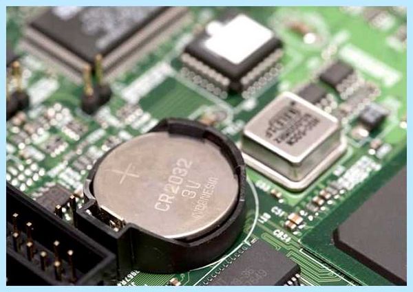 Выключается монитор benq