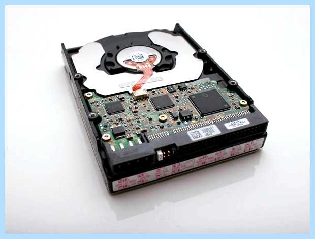В чем отличие hdd от ssd накопителя его характеристиками В чем отличие hdd от ssd накопителя его характеристиками