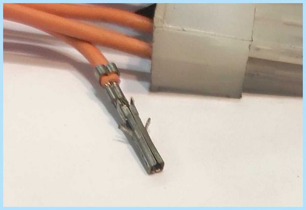 Дополнительное питание процессора (дополнительный, питание, процессора, CPU1-P4 CPU2-P8, более двух, более двух назад) Дополнительное питание процессора