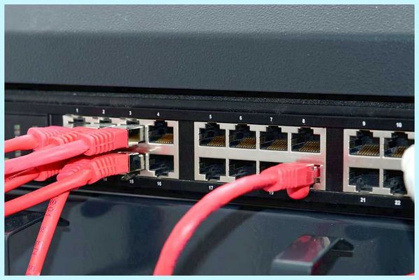 Hab что такое (коммутатор свитч, «хаб raquo, budget carrier, budget carrier авиакомпания) Hab что такое