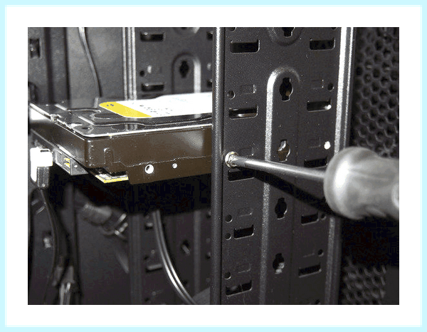 Hdd щелкает и не определяется