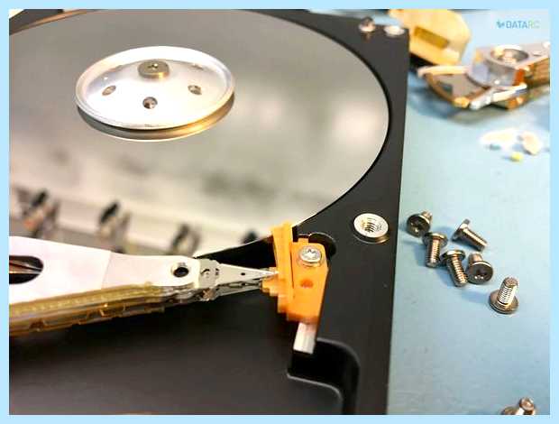 Внешний диск щелкает установленным HDD от ноутбука, поэтому