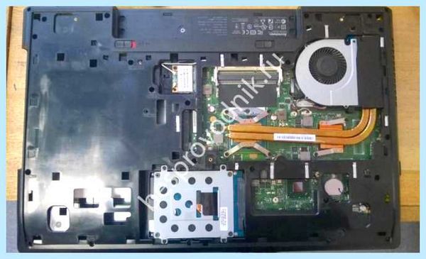 Lenovo не загружается дальше логотипа