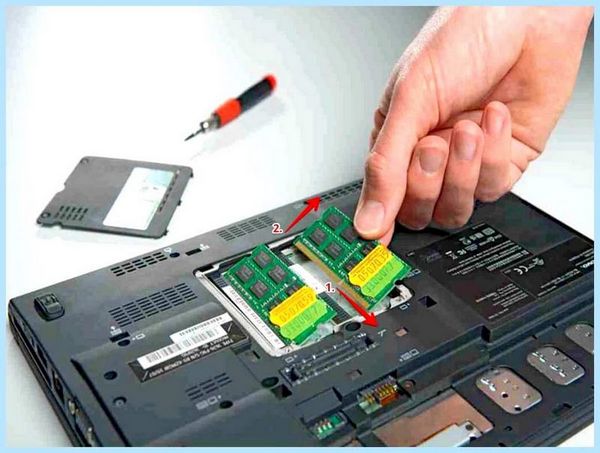Acer при включении черный экран