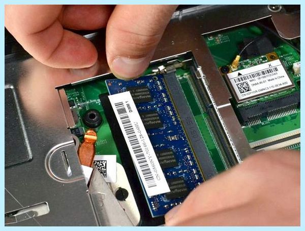 Asus не горит экран